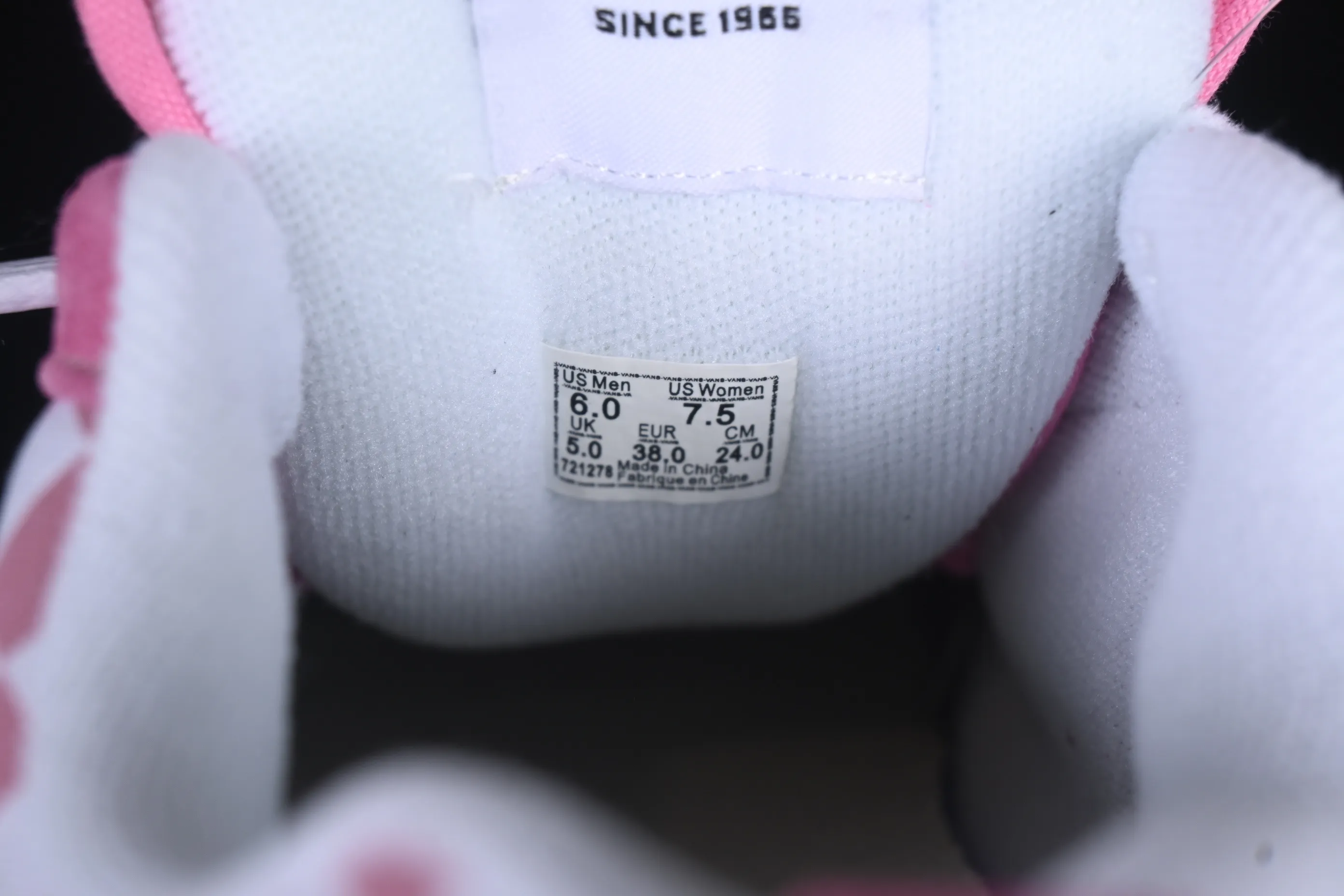 All categories Vans Vans series Vans Low Vans low-top Vans Knu Skool Vans low-top retro casual fat bread shoes VN000CRPBAK